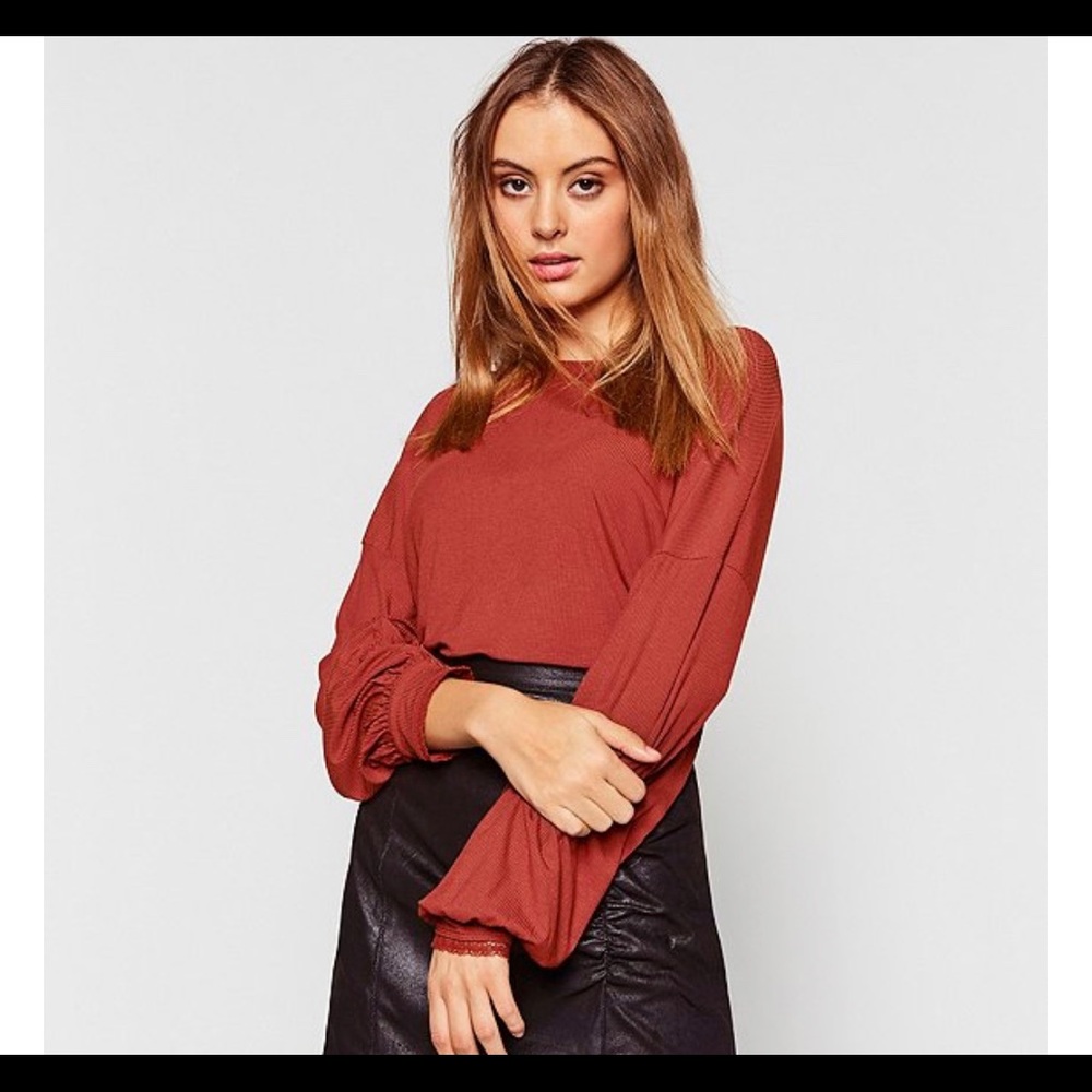 ⏰❗️🆕Free People Shimmy Shake V-Back Knit Top - Picture 1 of 8